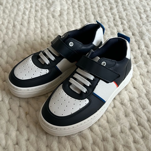 Jacadi size EU30 (US 12) brand new never worn sneakers - Picture 1 of 5